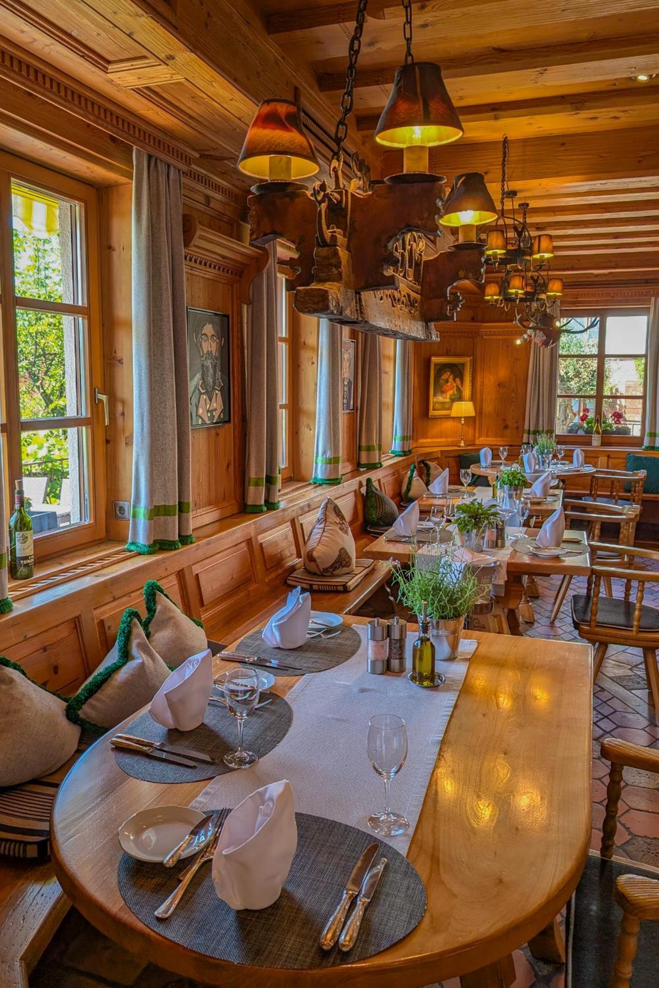 Hotel Restaurant Vinothek Lamm Bad Herrenalb Εξωτερικό φωτογραφία