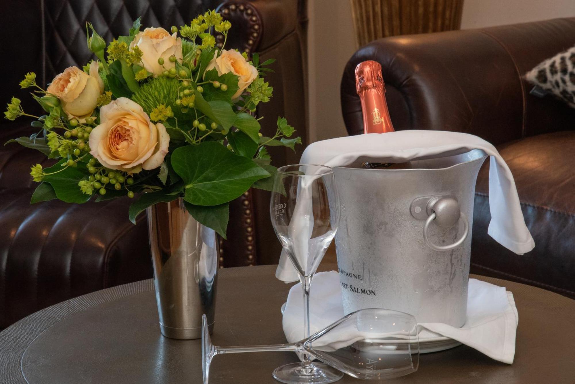 Hotel Restaurant Vinothek Lamm Bad Herrenalb Εξωτερικό φωτογραφία